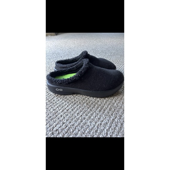 OOFOS Other - OOFOS OOcoozie Mule Men's 11 (EU 44) Slip On Recovery Shoes Black Sherpa